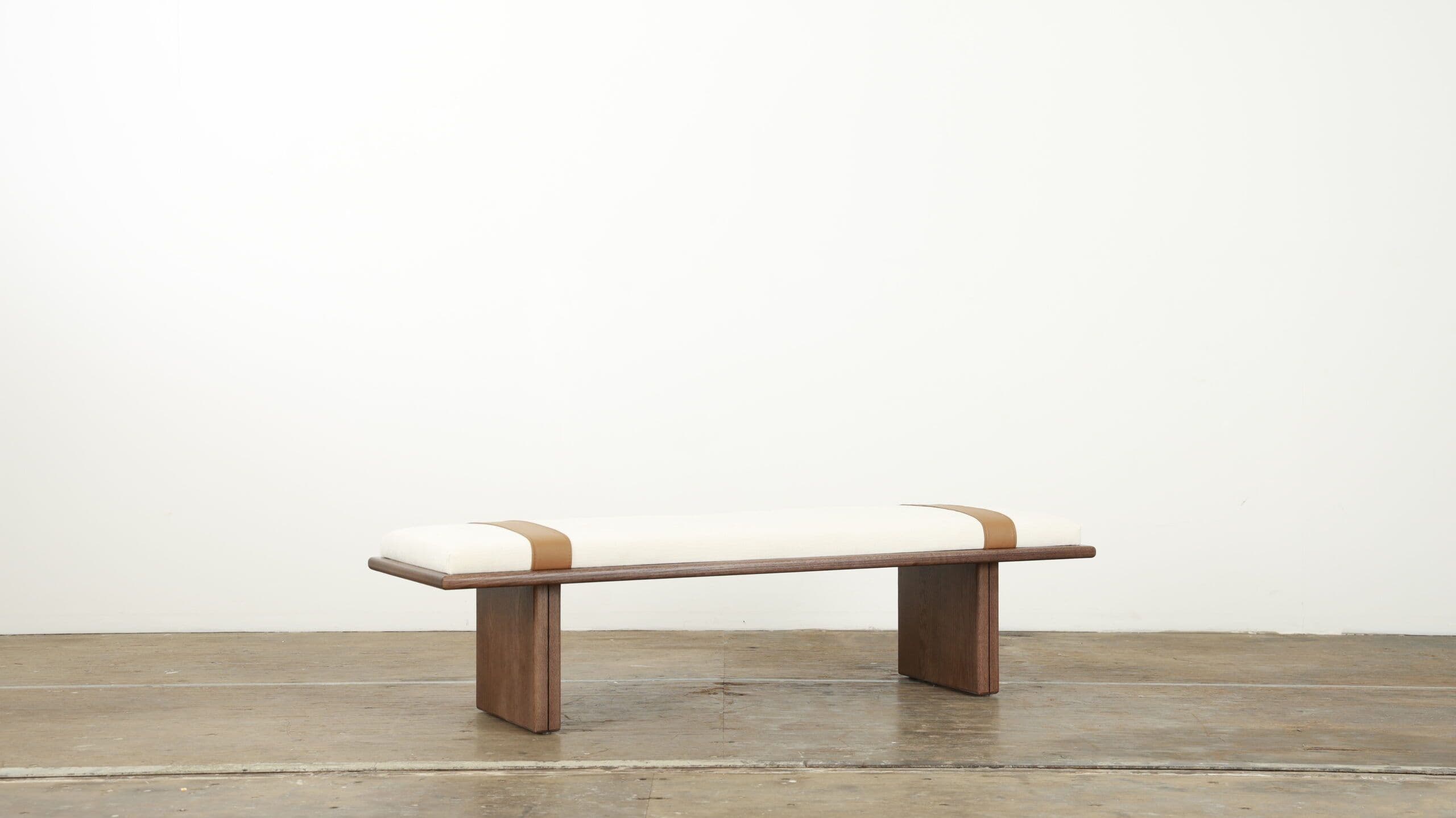 Banqueta Adana C/ Correa de Cuero